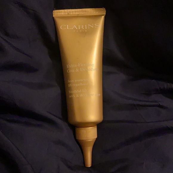 NEW! Clarence Paris extra firming cou & décolleté - Youthful neck/décolleté care